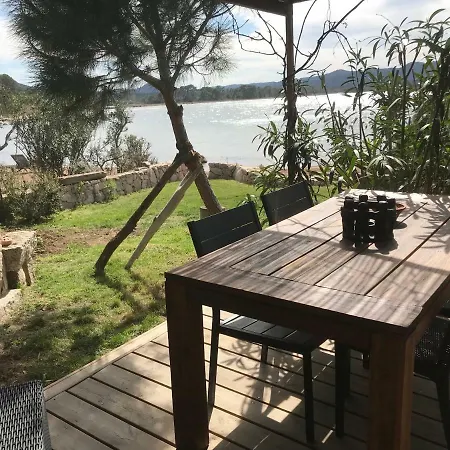 Maranatha, Front De Avec بورتو فيكشْيو