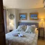 Maranatha, Front De Avec מלון דירות 4*
