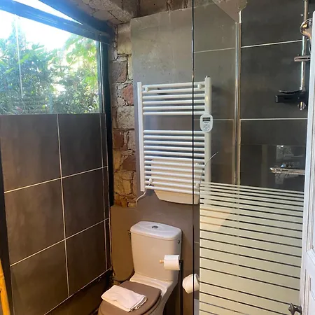 Maranatha, Front De Avec Lejlighedshotel 4*