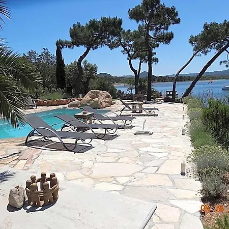 Maranatha, Front De Avec Porto-Vecchio (Corsica)