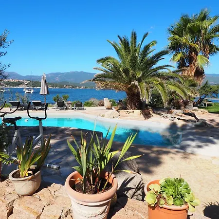 Aparthotel Maranatha Pieds Dans L Eau Porto-Vecchio (Corsica)