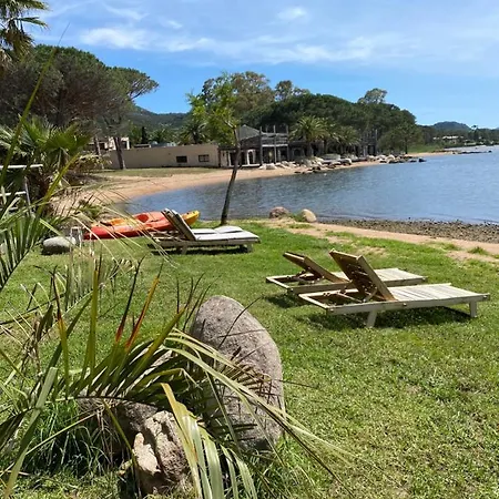 Maranatha, Front De Avec アパートホテル 4*