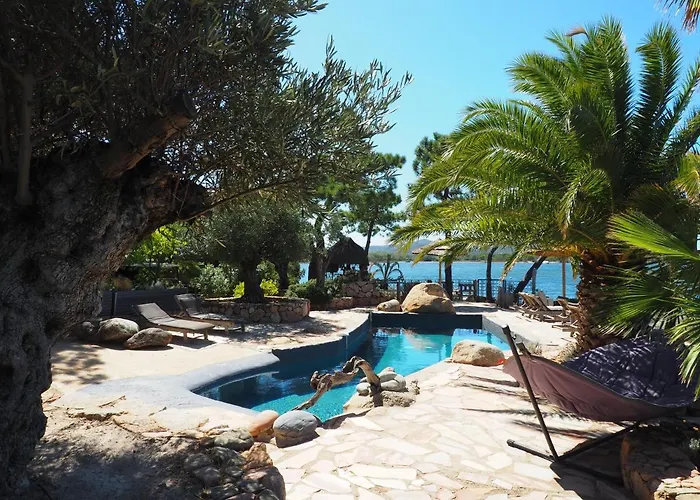 Apart Otel Maranatha, Front De Avec