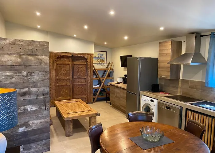 Maranatha, Front De Avec