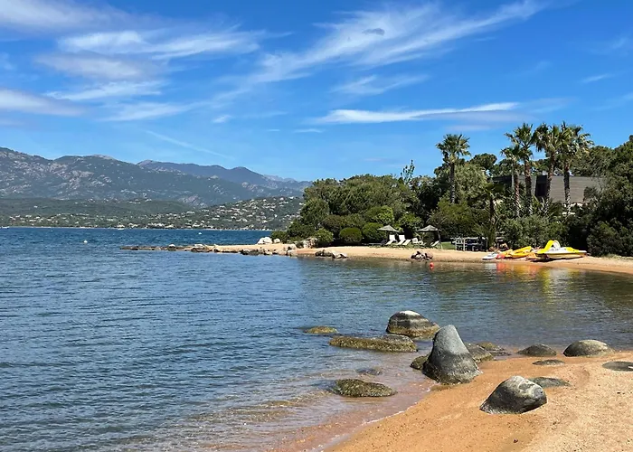 Maranatha, Front De Avec 4*