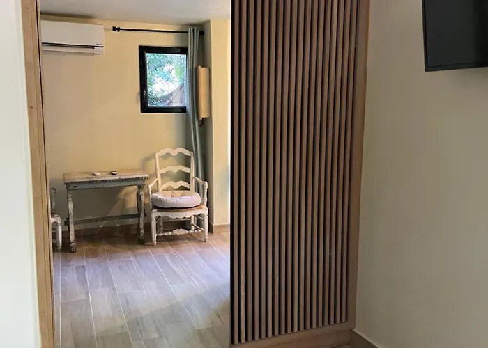 Maranatha, Front De Avec Appart hôtel 4*