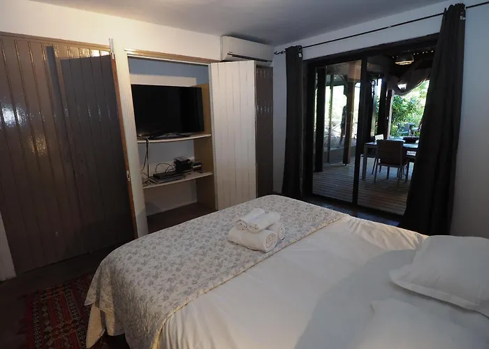 Maranatha, Front De Avec Aparthotel 4*